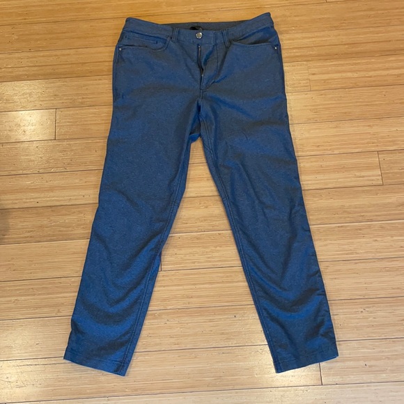 lululemon athletica Other - Men’s Lululemon ABC size 32 blue Tech pack